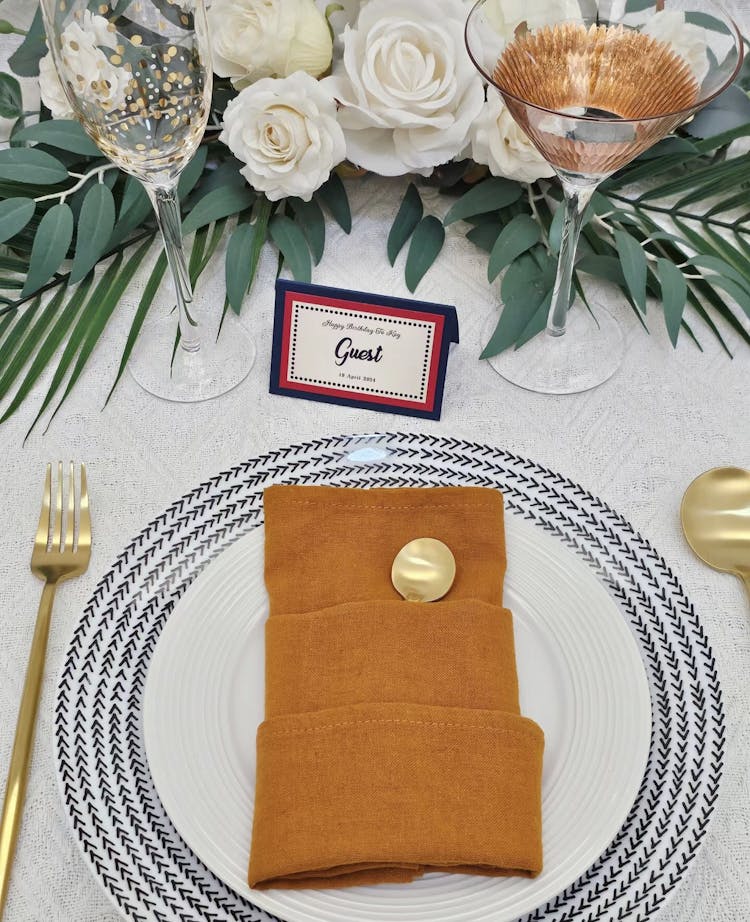 Place Card Maker