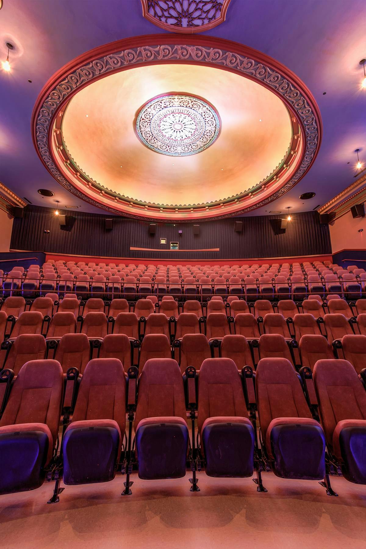 Deal on table for Classic Cinemas to run LaGrange Theater - Riverside  Brookfield Landmark