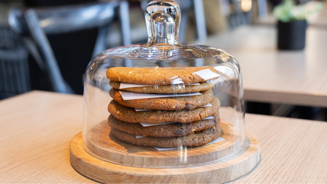 Cookies med vanilje og lys melkesjokolade