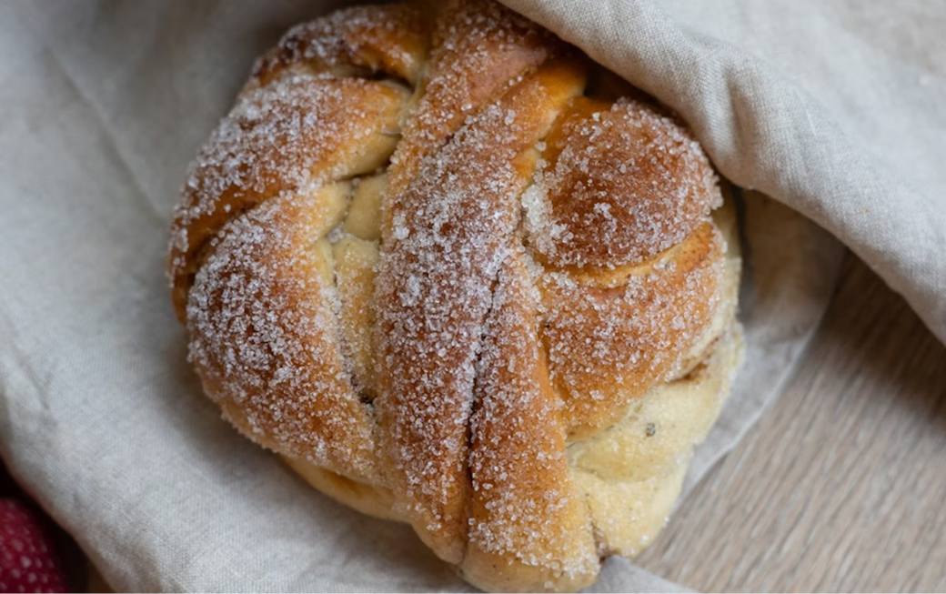 Kanelknute med og uten gulkrem