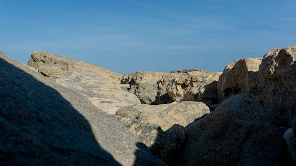 Sandy Rocks